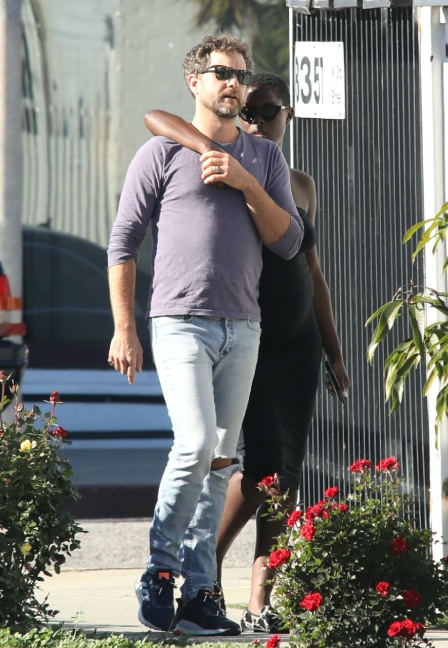 EXCLUSIVE: Joshua Jackson and Jodie Turner Smith seen after having pizza days after she confessed he was her first crush.
06 Jan 2020, Image: 491362706, License: Rights-managed, Restrictions: World Rights, Model Release: no, Credit line: APEX / MEGA / Mega Agency / Profimedia